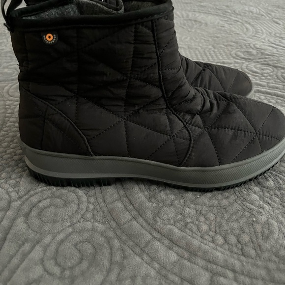 Bogs Women’s Snow-day. Size 8. Brand new. - Picture 5 of 5